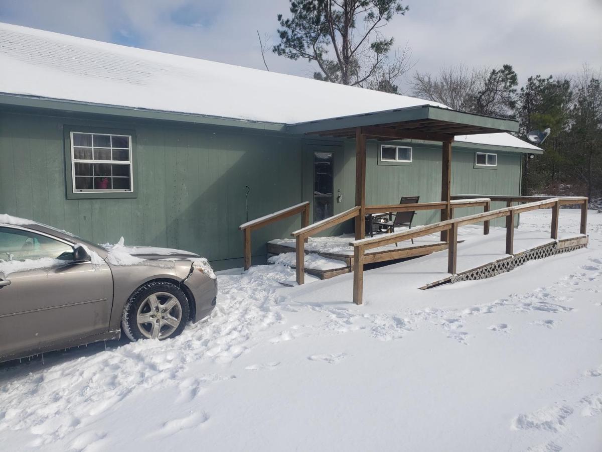 Tesla'S Lake Escape Onalaska المظهر الخارجي الصورة